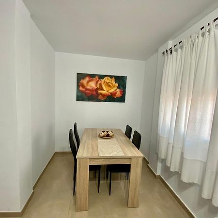 “Smile Nerja” Chic Apartment With Wifi, 4 Guests Bagian luar foto