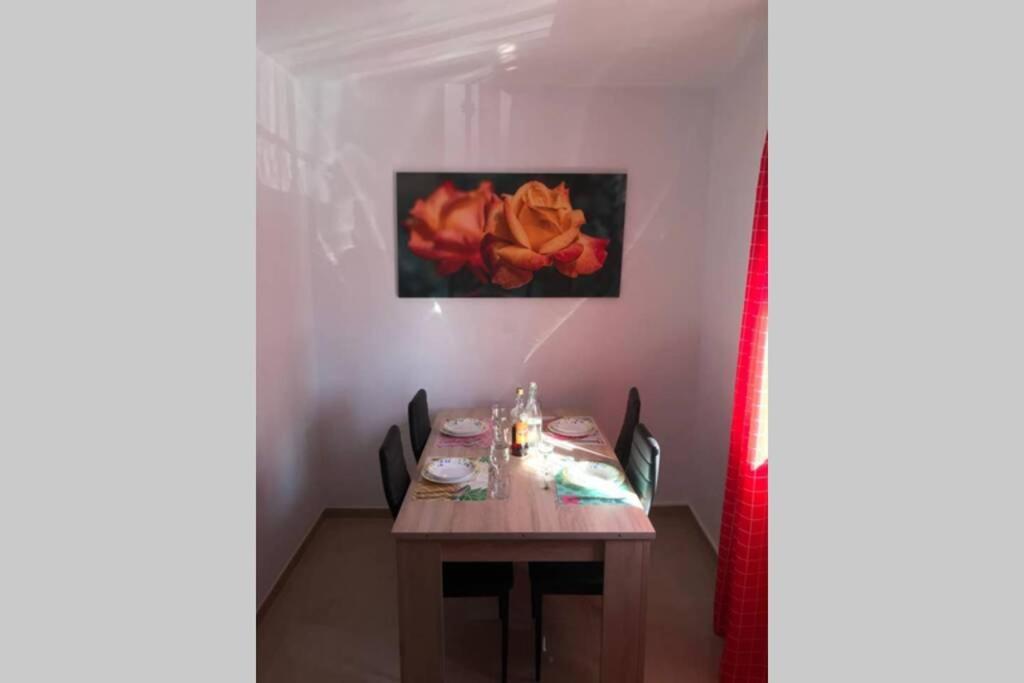 “Smile Nerja” Chic Apartment With Wifi, 4 Guests Bagian luar foto
